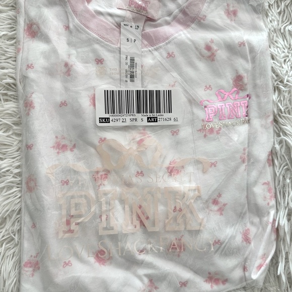 NWT 🌸PINK x LoveShackFancy🌸 Short Sleeve White Oversized Floral Tee Size S - Picture 5 of 13